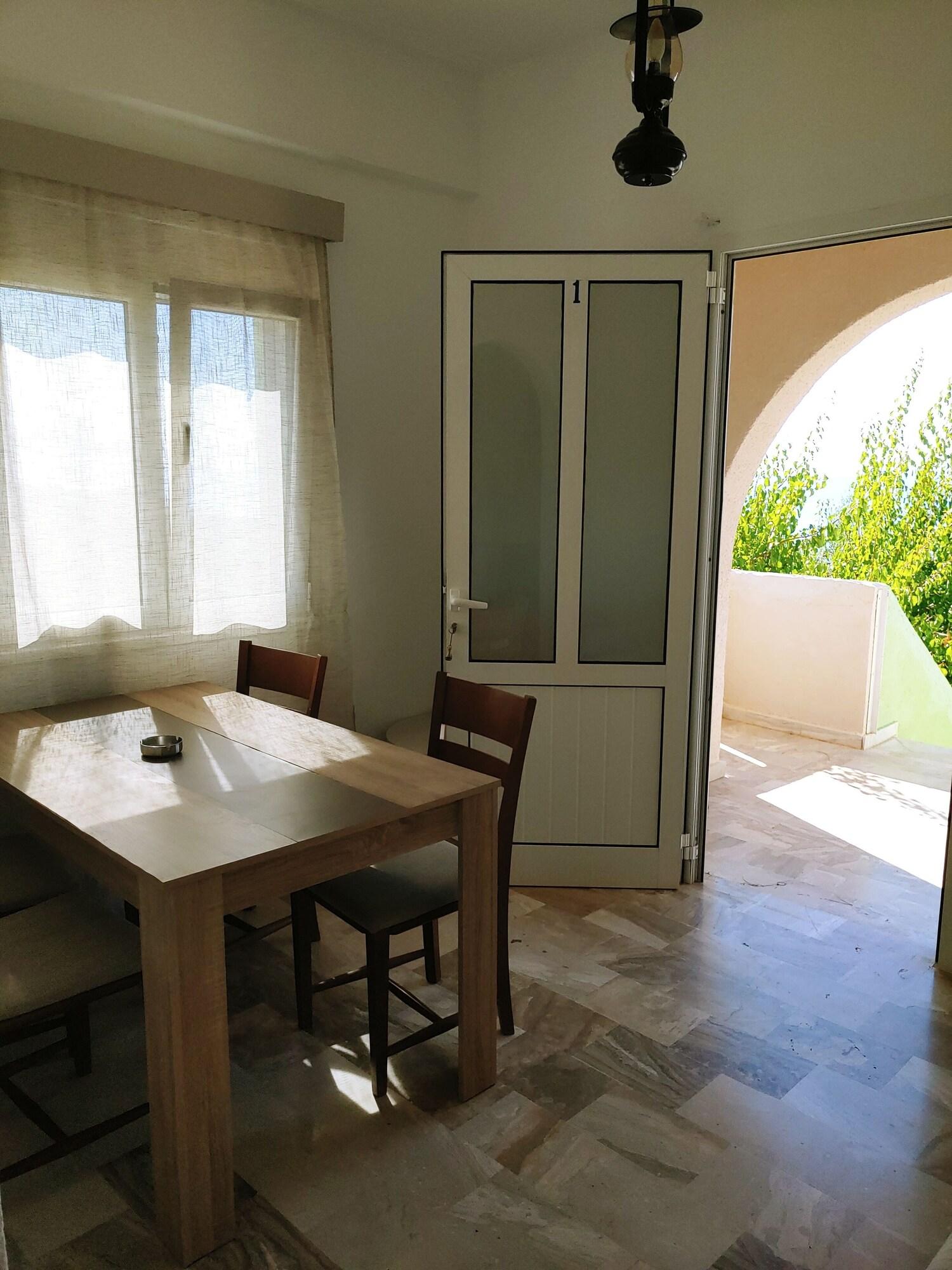 Achlia Hotel Екстериор снимка