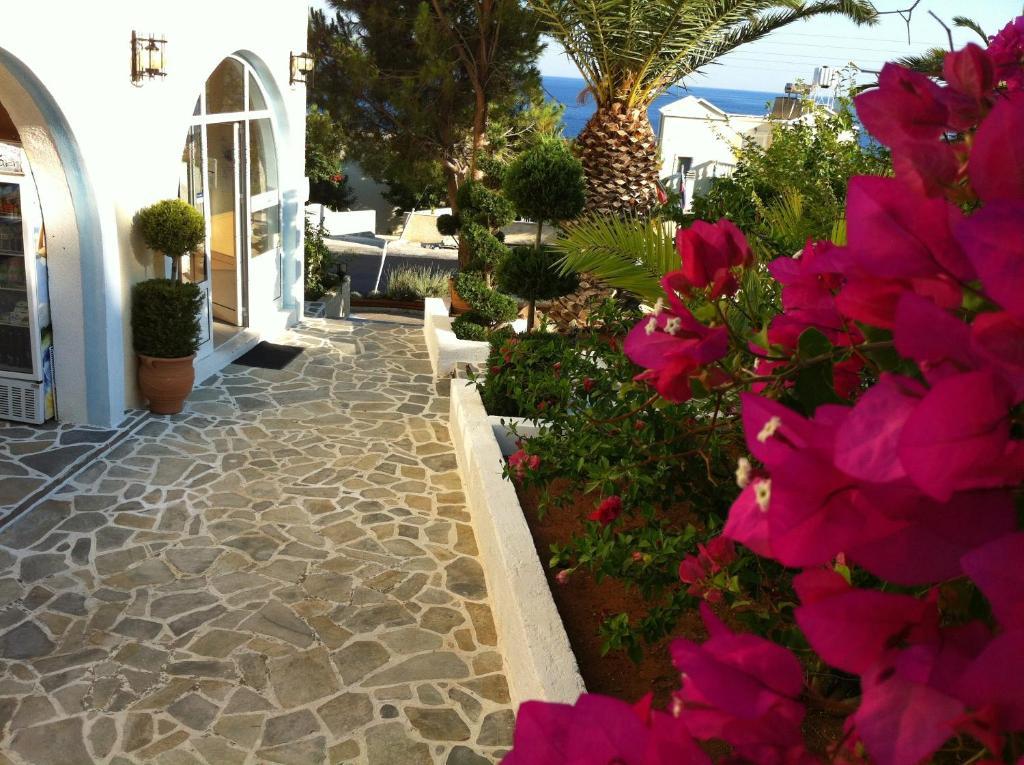 Achlia Hotel Екстериор снимка